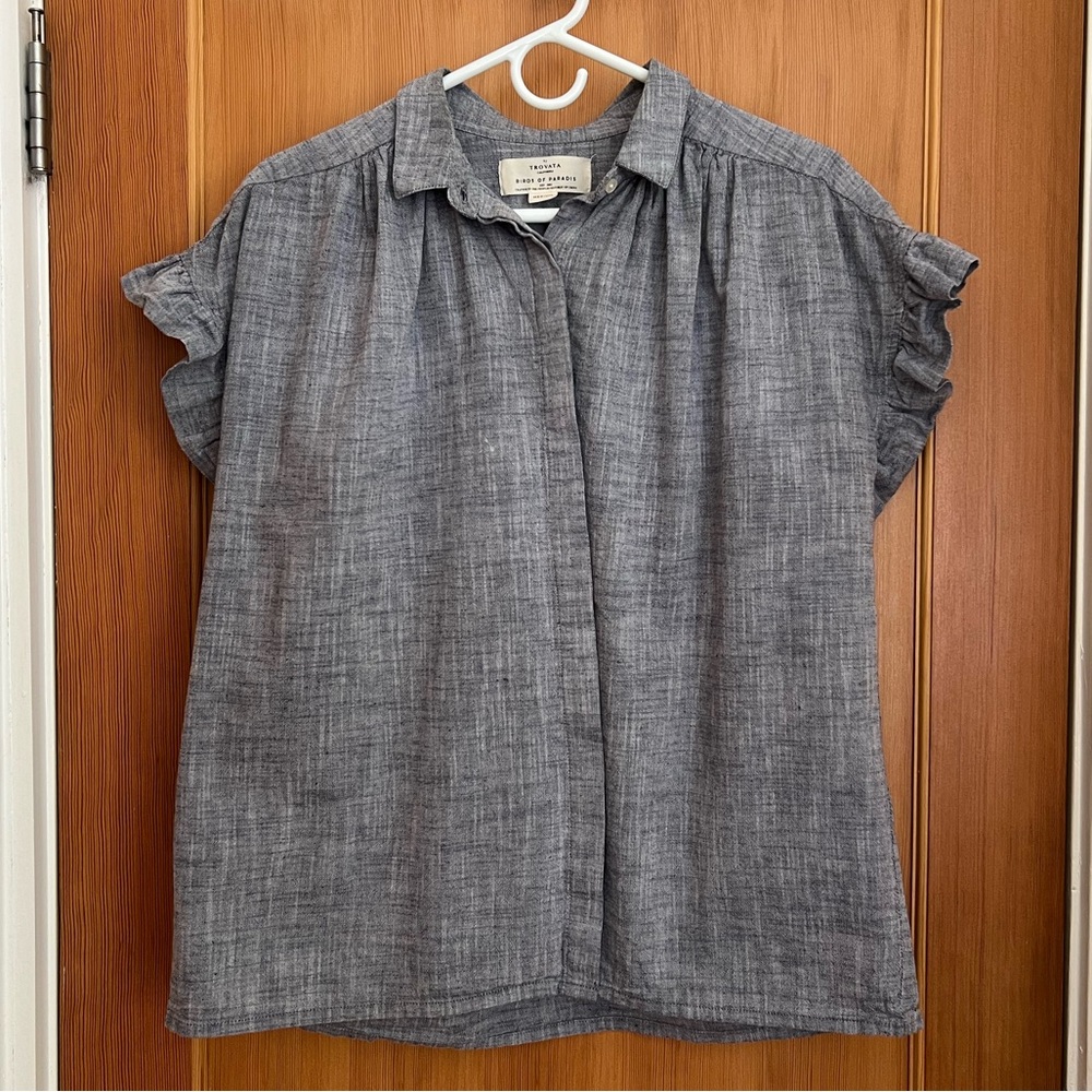 MOVING SALE!! 🚚🏠❤️ Trovata ~ Birds of Paradis ~ Marianne B Ruffle Sleeve Shirt